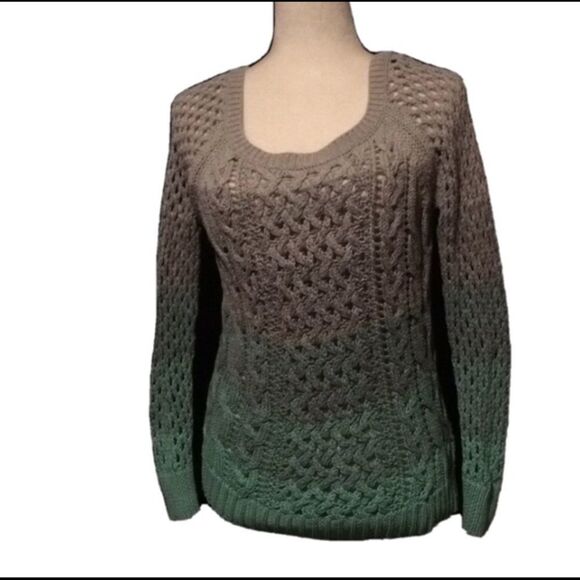 American eagle outfitters xs sweater - Picture 1 of 3